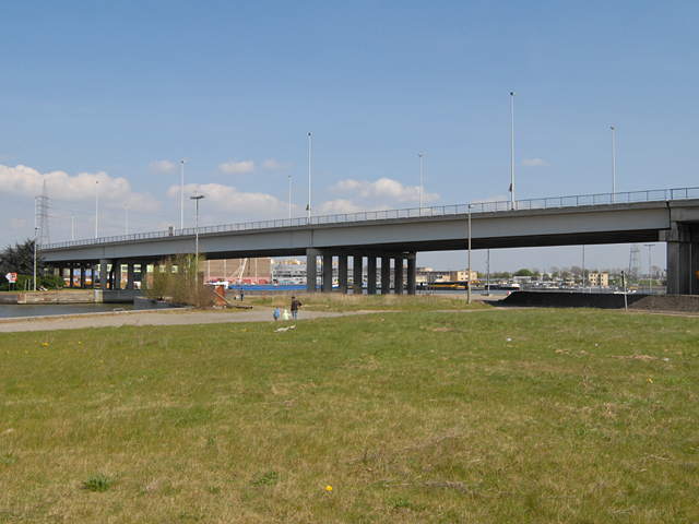 Straatsburgbrug in de Antwerpse haven