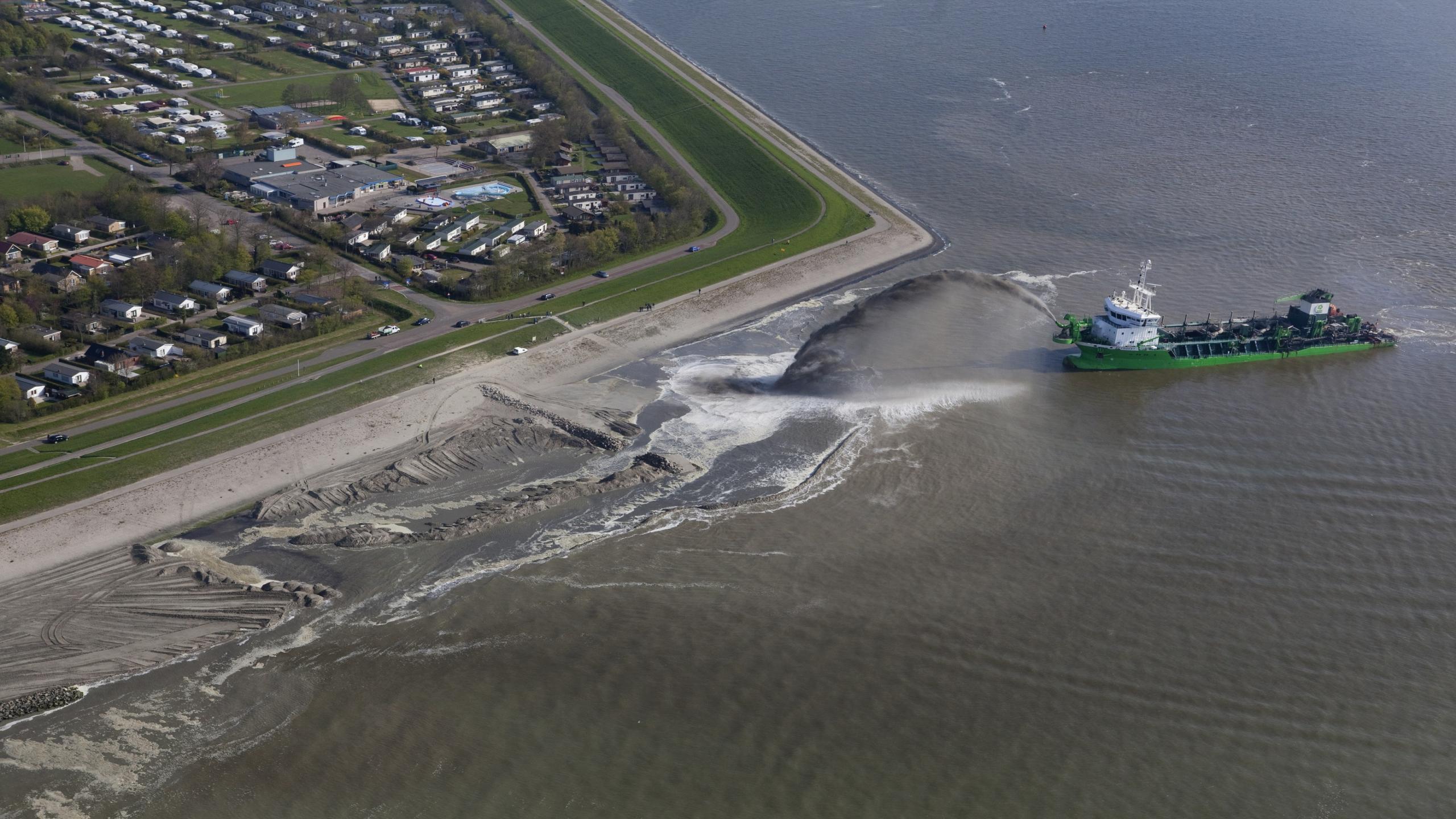 DEME APM Terminals Brabant Ports Volvo Van Dammesluis Van