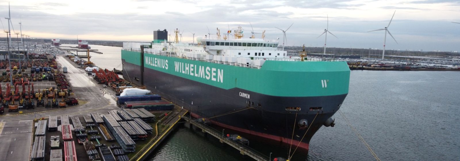 Roroschip 'Carmen' van Wallenius Wilhelmsen in Zeebrugge