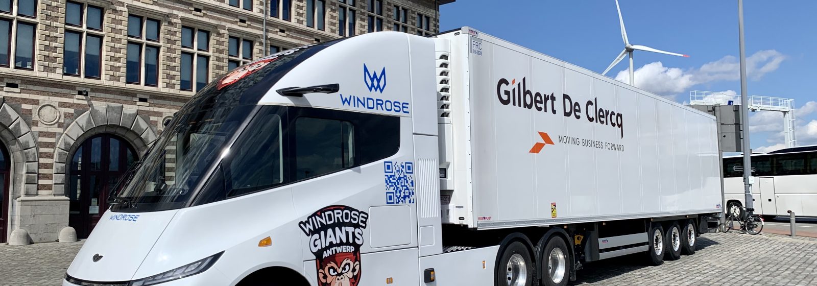 Elektrische vrachtwagen van Windrose voor het Antwerpse havenhuis