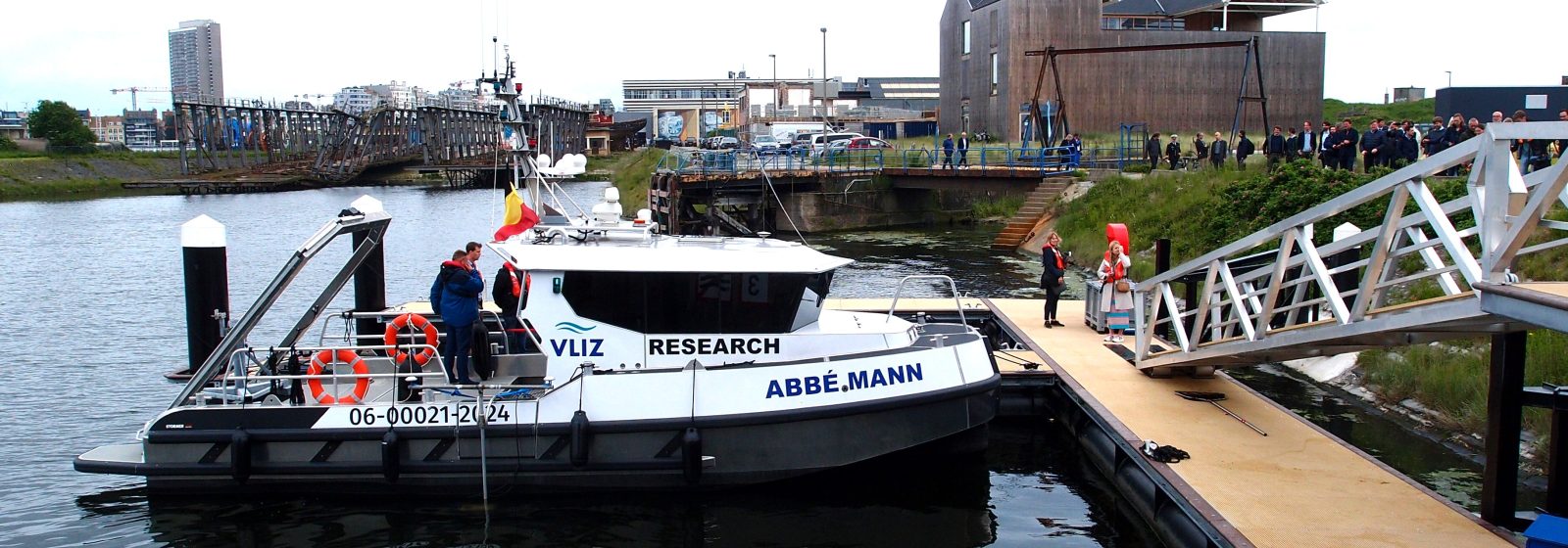Wetenschapshaven Oostende met werkschip 'Abbé Mann'