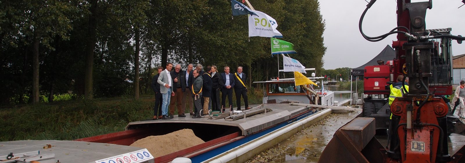 Transport van zeezand tussen Oostende en Veurne