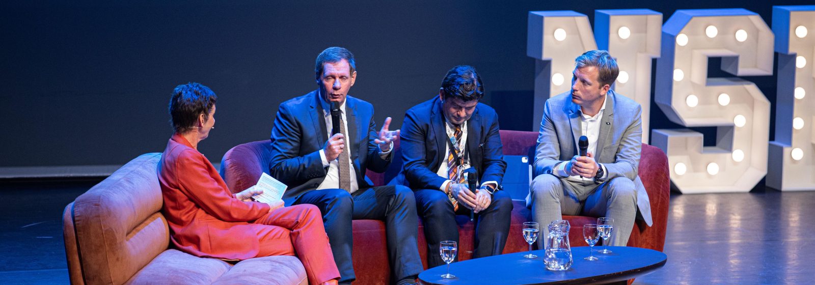 Panelgesprek met Geert Van Poelvoorde, Dr Mahmut Kursun en Jelle van Koevorden