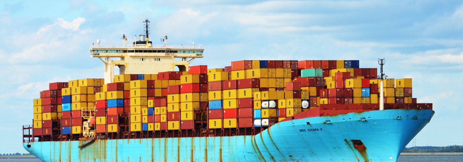 De 'MSC Chiara X' (9.640 teu) op de Westerschelde